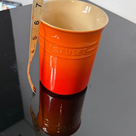 Le Creuset Stoneware Flame Orange Utensil Crock, 1 Liter - Picture 9 of 10